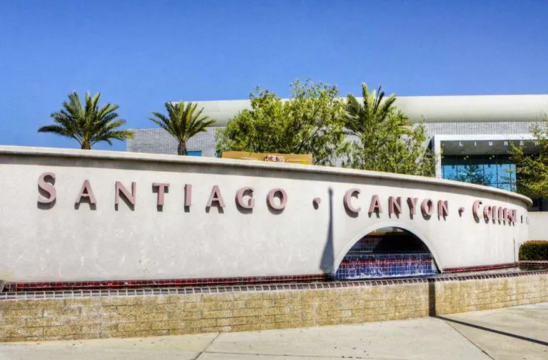 Santiago Canyon College