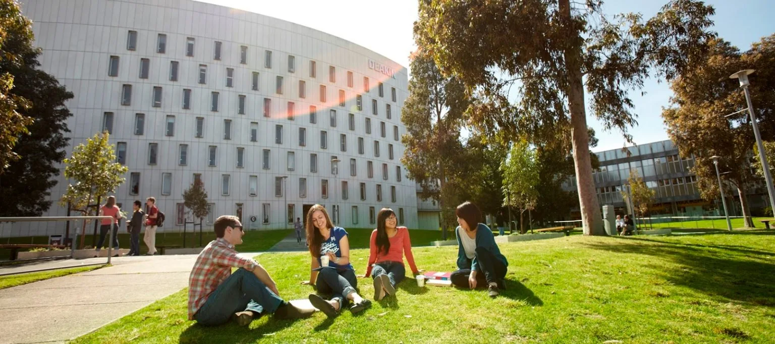Deakin College