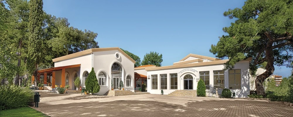 American Collegiate, Los Angeles