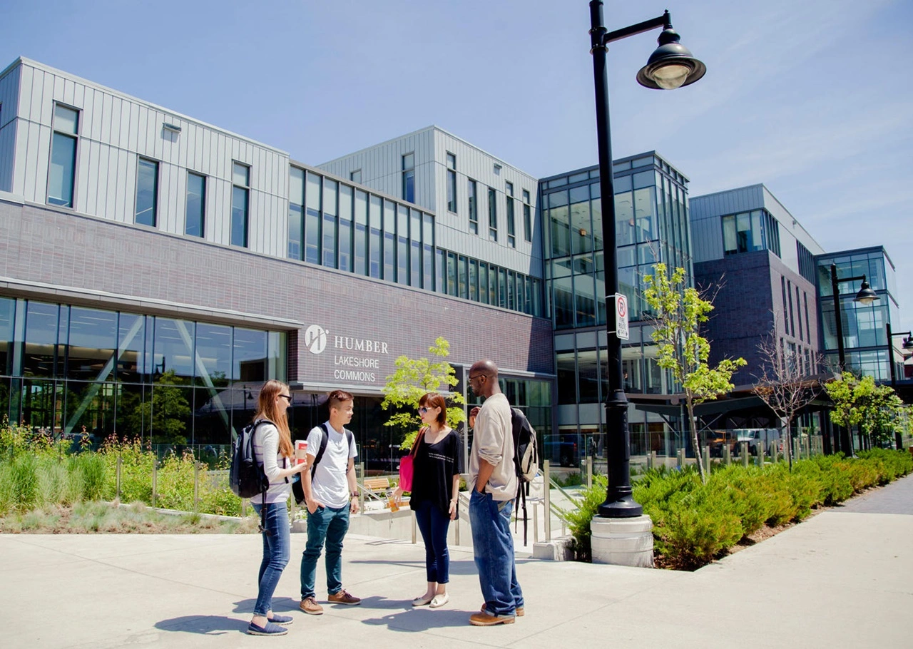 Gặp gỡ Humber College, Toronto – Tư vấn hồ sơ 1-1; học bổng 4.000 CAD